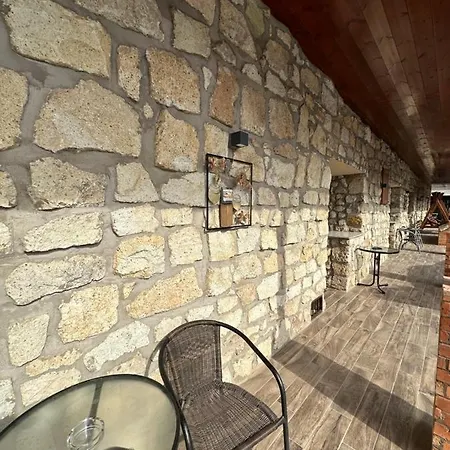 Demizson Vendeghaz 3* توكاي