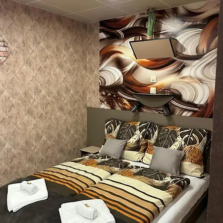 Demizson Vendeghaz Guest house *