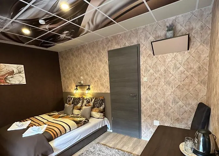 Demizson Vendeghaz بيت ضيافة 3*
