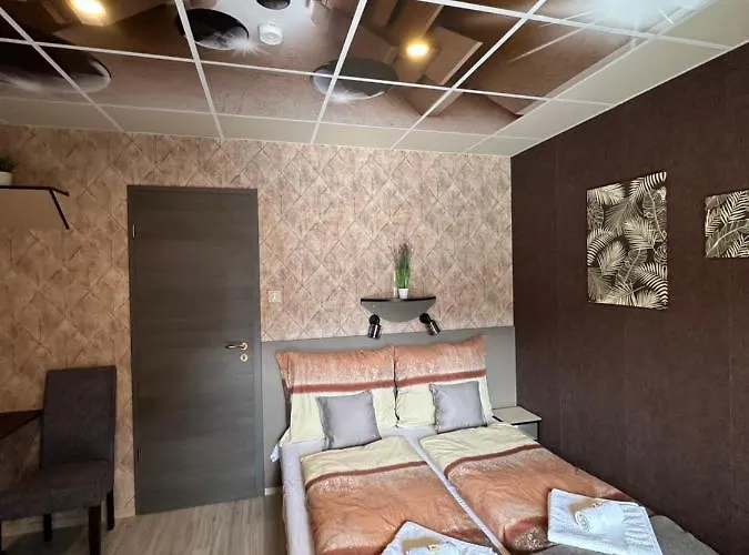 Demizson Vendeghaz بيت ضيافة 3*